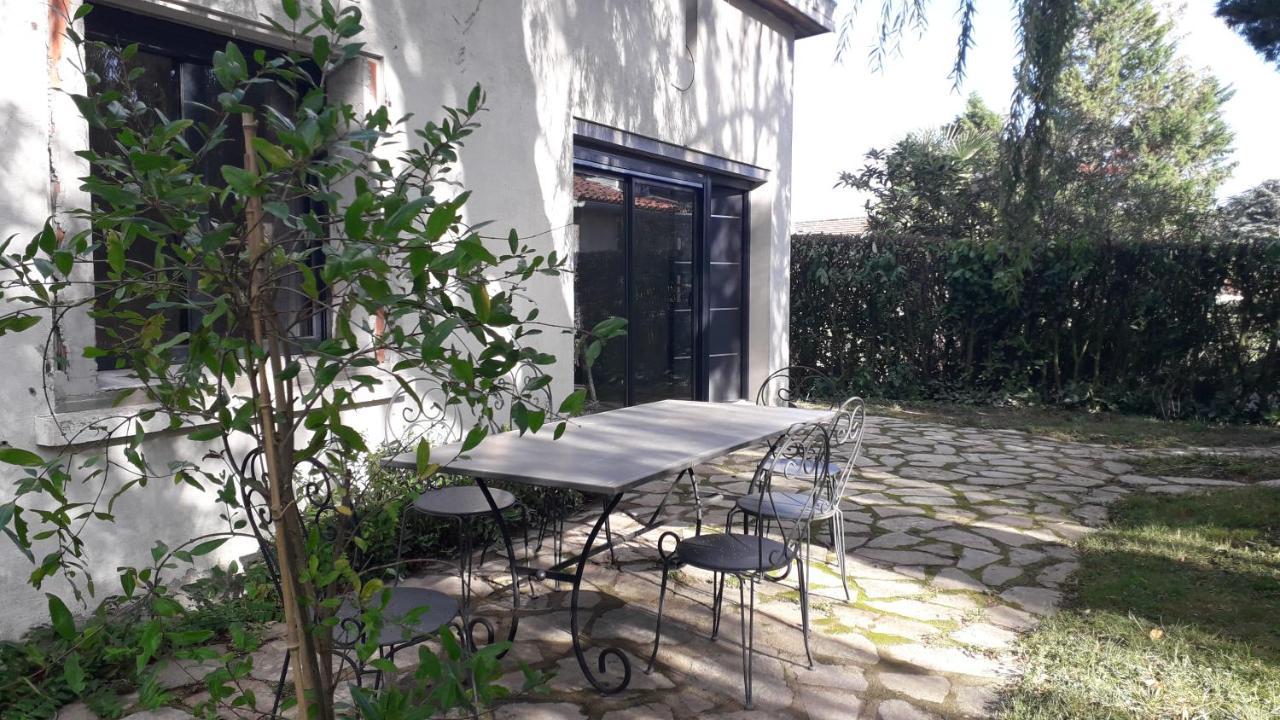 L' Abri Du Saule Villa Aussillon Exterior photo